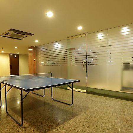 Corporate Regency Hotel New Delhi Exterior photo