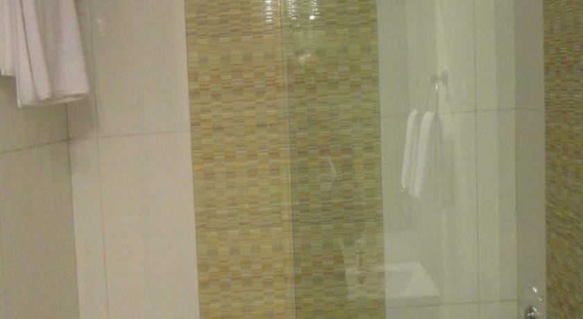 Corporate Regency Hotel New Delhi Room photo